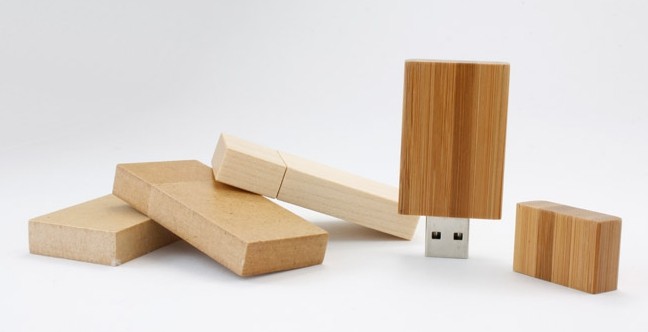 Customized Rectangle 4GB Storage Wood USB Flash Drive USB 2.0 Sticks 11 MB/s