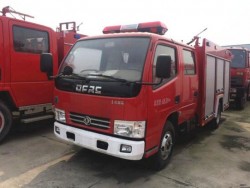 2ton Euro 4 Dongfeng water tank fire truck
