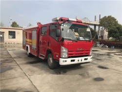 Japan 700P 4x2 Diesel 5000L Water Tanker Airport Fire Fighting Truck