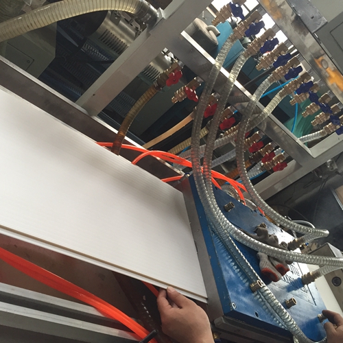 PLC control PVC ceiling panel production line with factory price