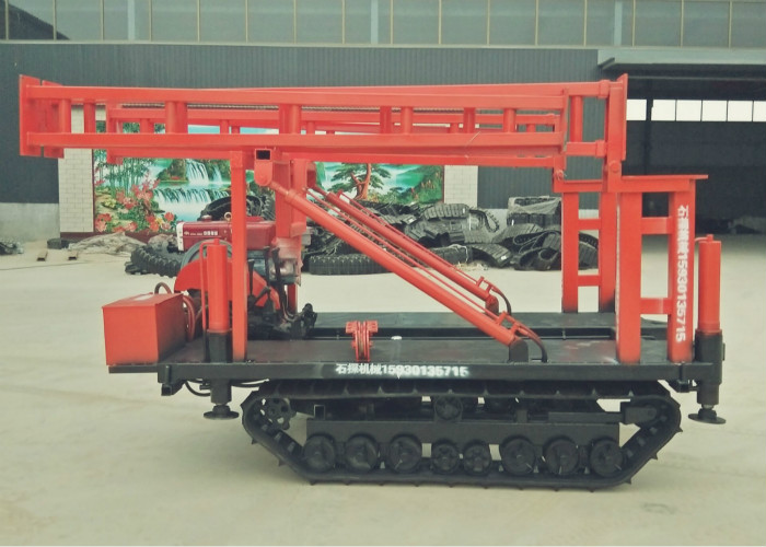 Hydraulic Feeding Water Well Borehole Drilling Rig , Engineering Drilling Rig