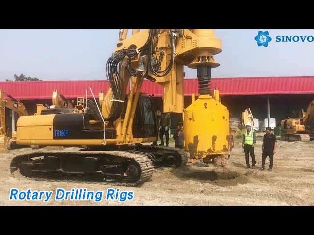 Caterpillar Base Rotary Drilling Rigs Hydraulic Powerful High Stability 130m Depth