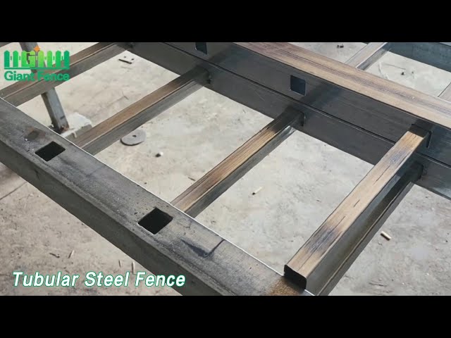 Powder Coated Tubular Steel Fence Welded Decorative Customized Length