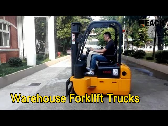 Electric Warehouse Forklift Trucks Four Directional Flexible High Efficiency
