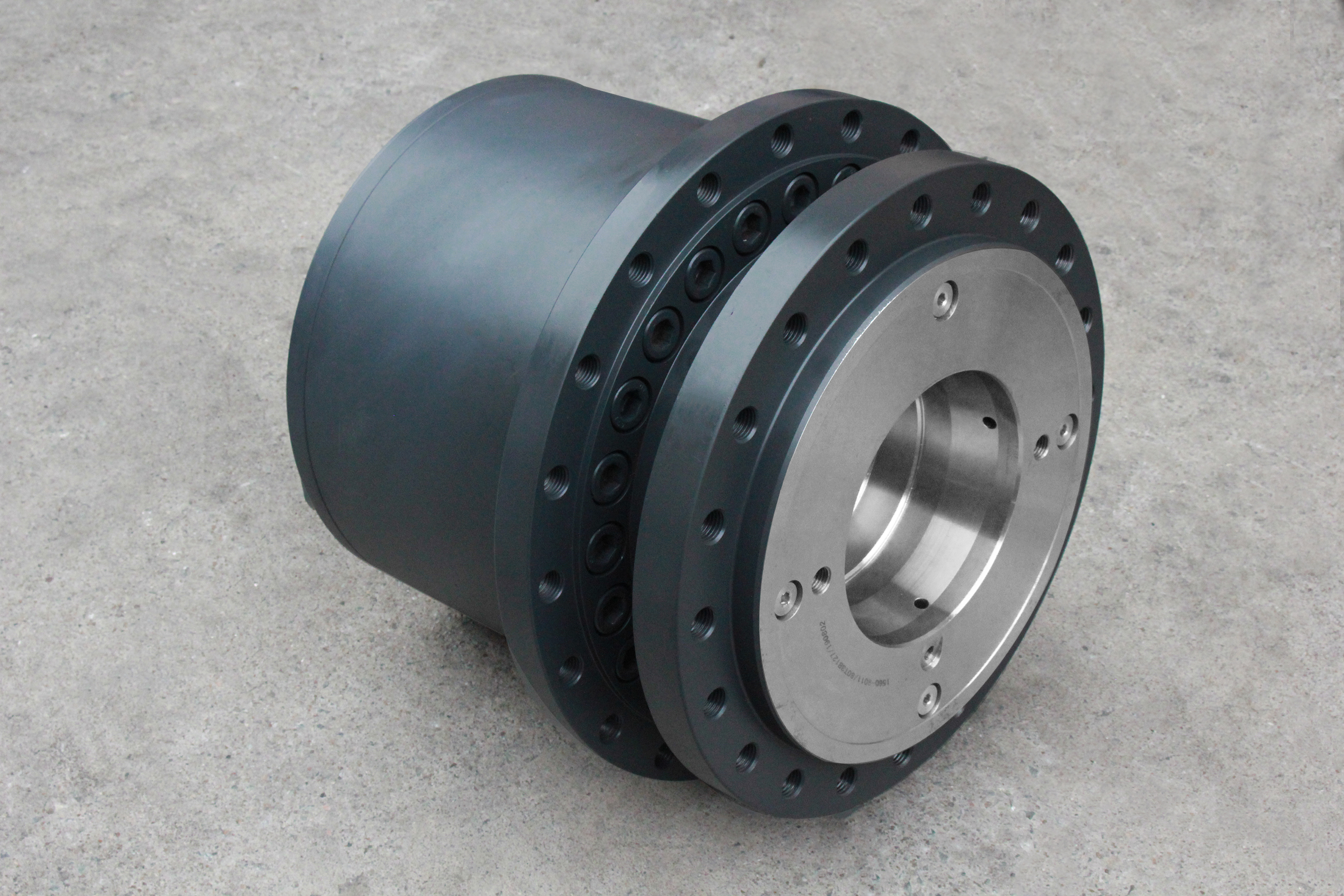 SANY SY365 Travel Drive Out Motor Gearbox - Installation and assembly view