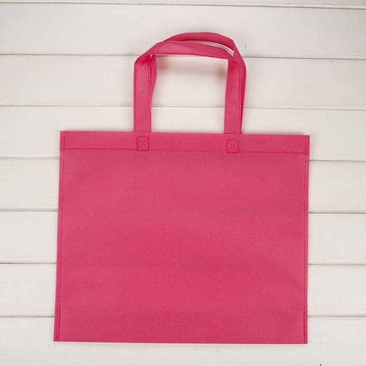 Breathable 100% PP Spunbond Non Woven Fabric High Strength For Environmental Bags 0